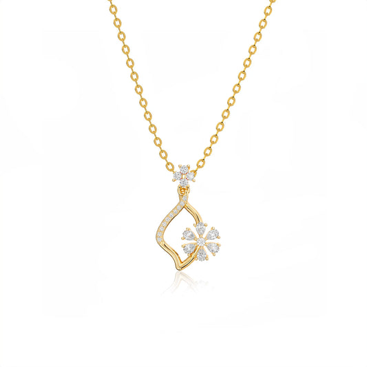 Crea Silver Necklace
