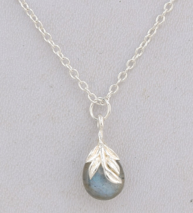 Lucy Sterling Silver Pear Labradorite Necklace
