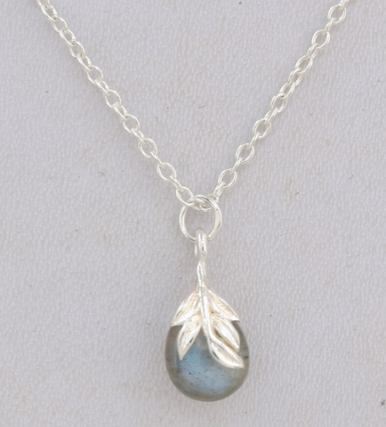 Lucy Sterling Silver Pear Labradorite Necklace
