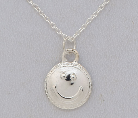 Elia Sterling Silver Elegant Smiley Necklace