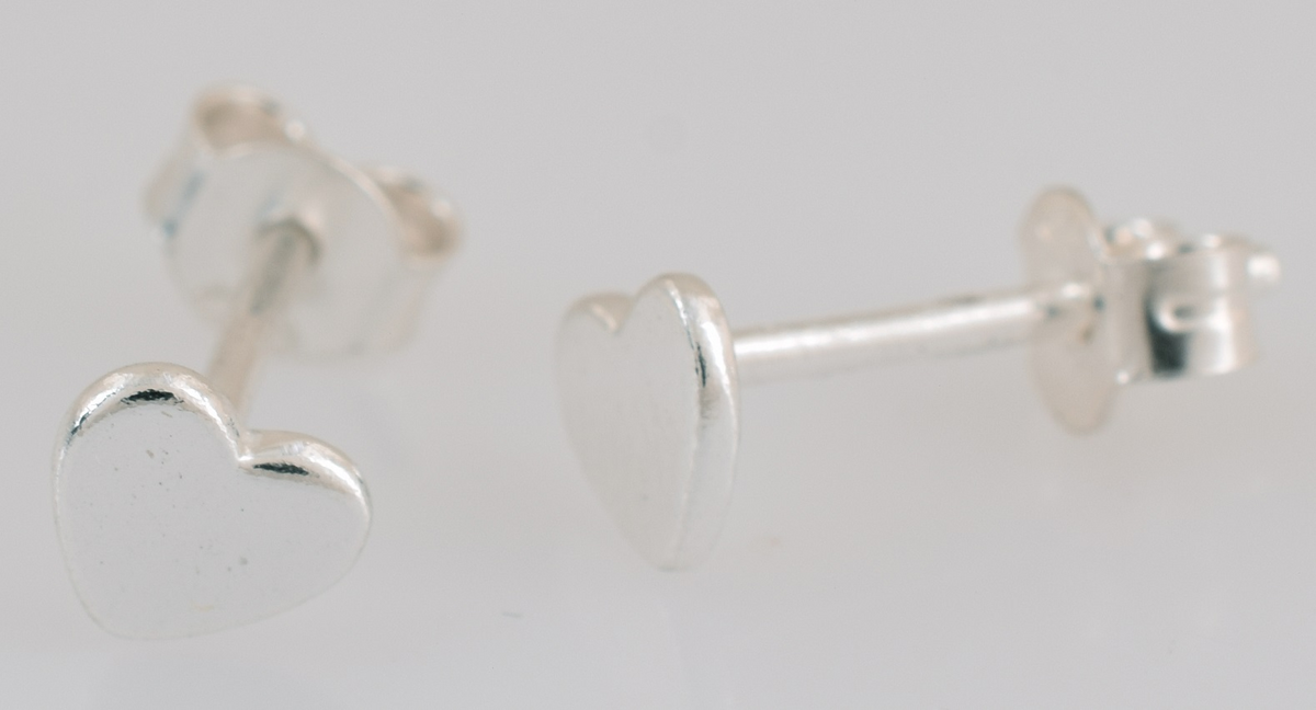 Ria Sterling Silver  Heart Earrings