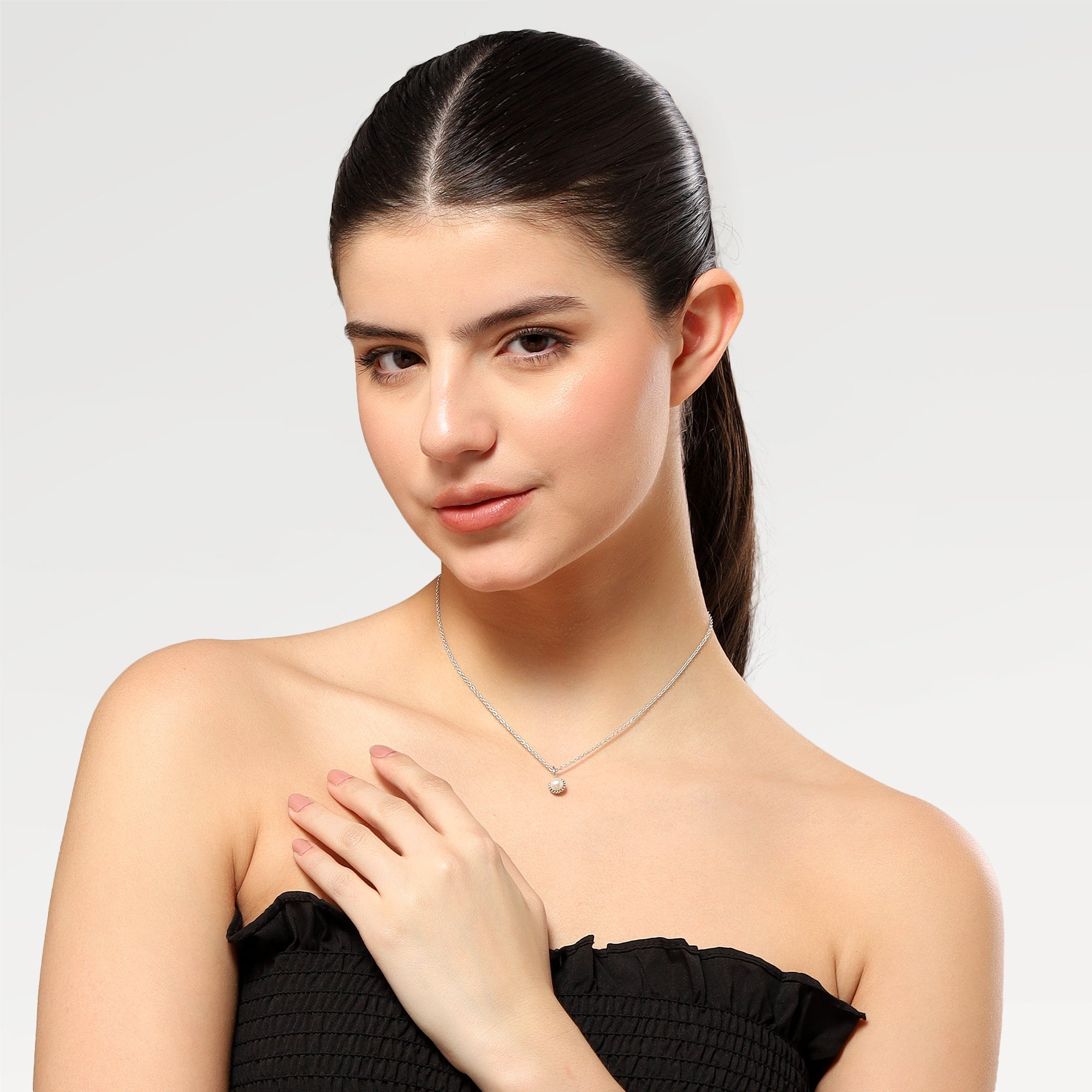 Mia Silver Plated Slider Collet Pearl Necklace