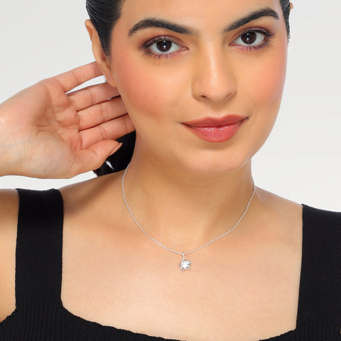 Loi Silver Floral Pendant