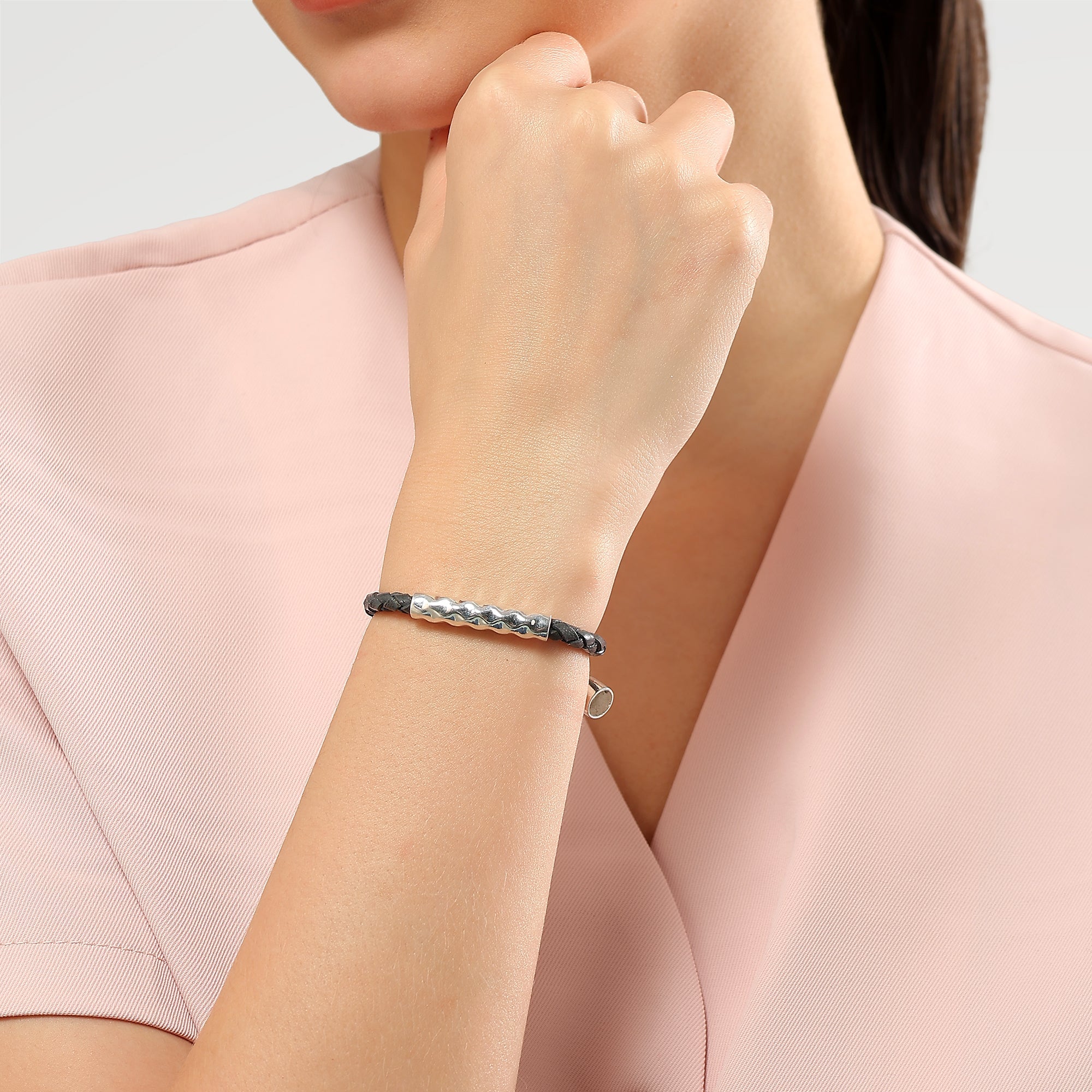 Anna Silver Plated Hammered Meganet Lock Bracelet