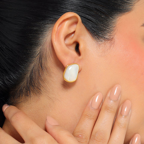 Roe Sterling Silver Cab Shell Earrings