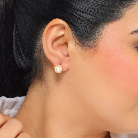 Bela Silver Round Pearl Earrings