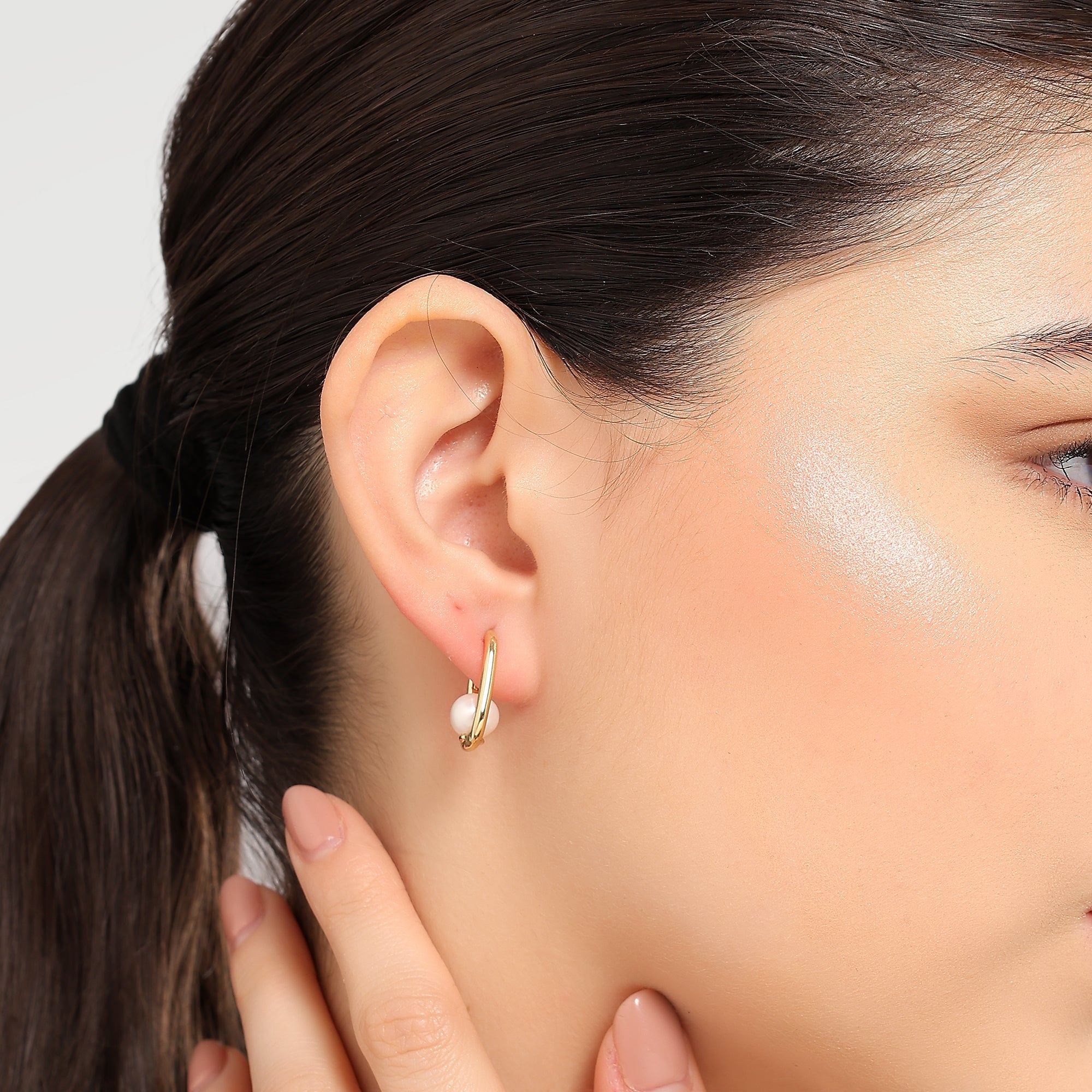 Lily Ball Pearl Huggies Earrings