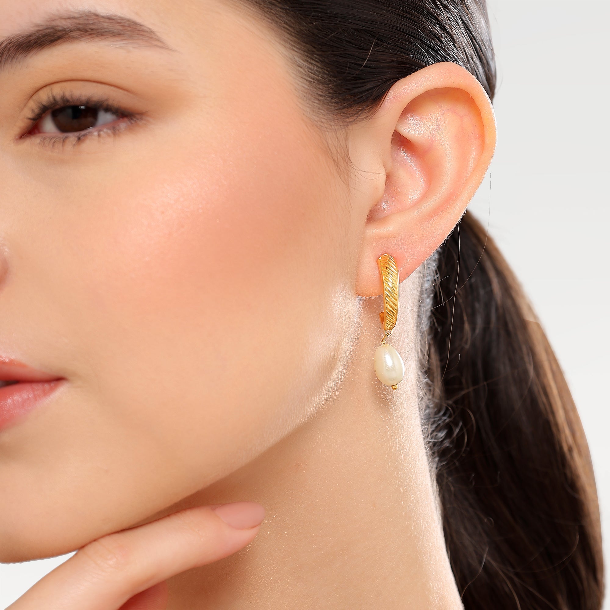 Mia Pearl Embossed C-Hoop Earrings