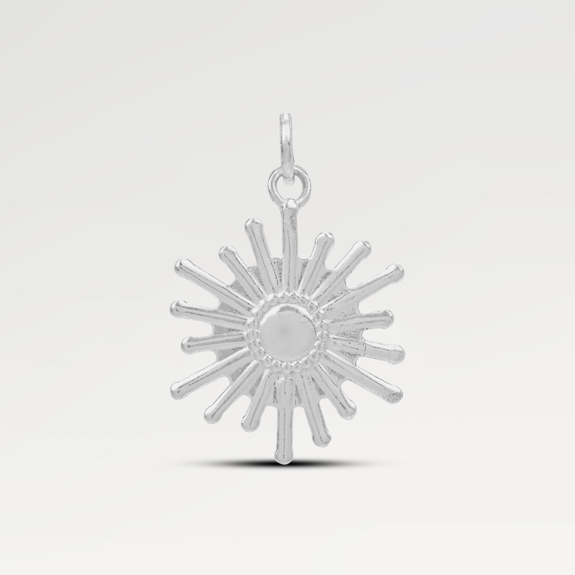 Anna Minimal Sun Pendant