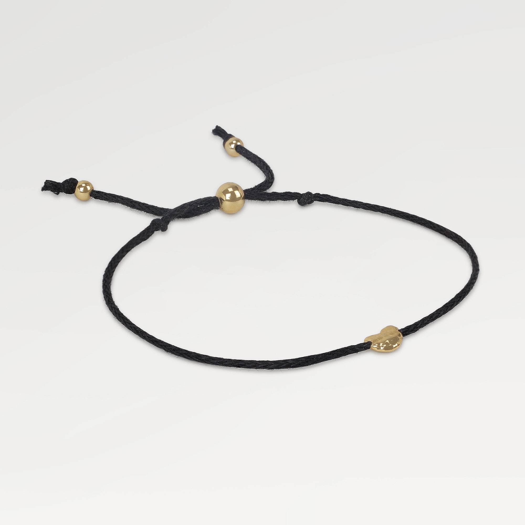 Kate Yellow Gold Plated Heart Thread Bracelet