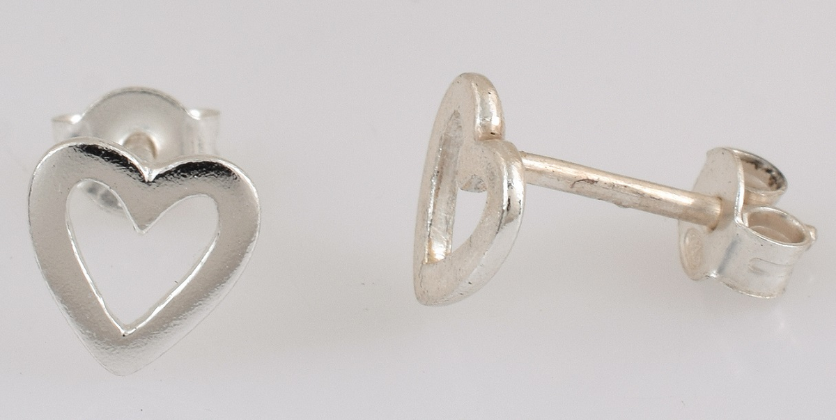 Ria Sterling Silver Heart Earrings