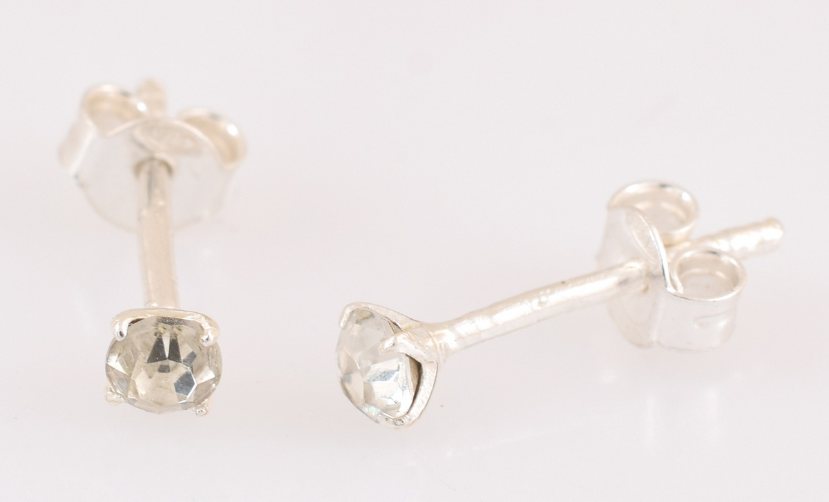Lue Sterling Silver Chaton Crystal Earrings