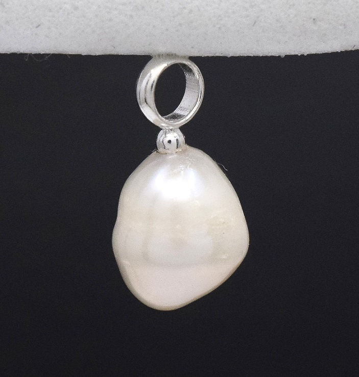Anna Sterling Silver Pearl Pendant