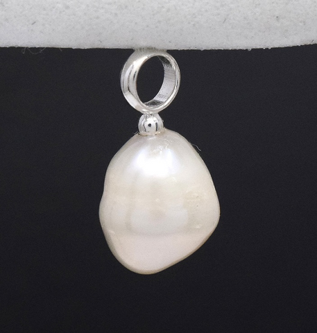 Anna Sterling Silver Pearl Pendant