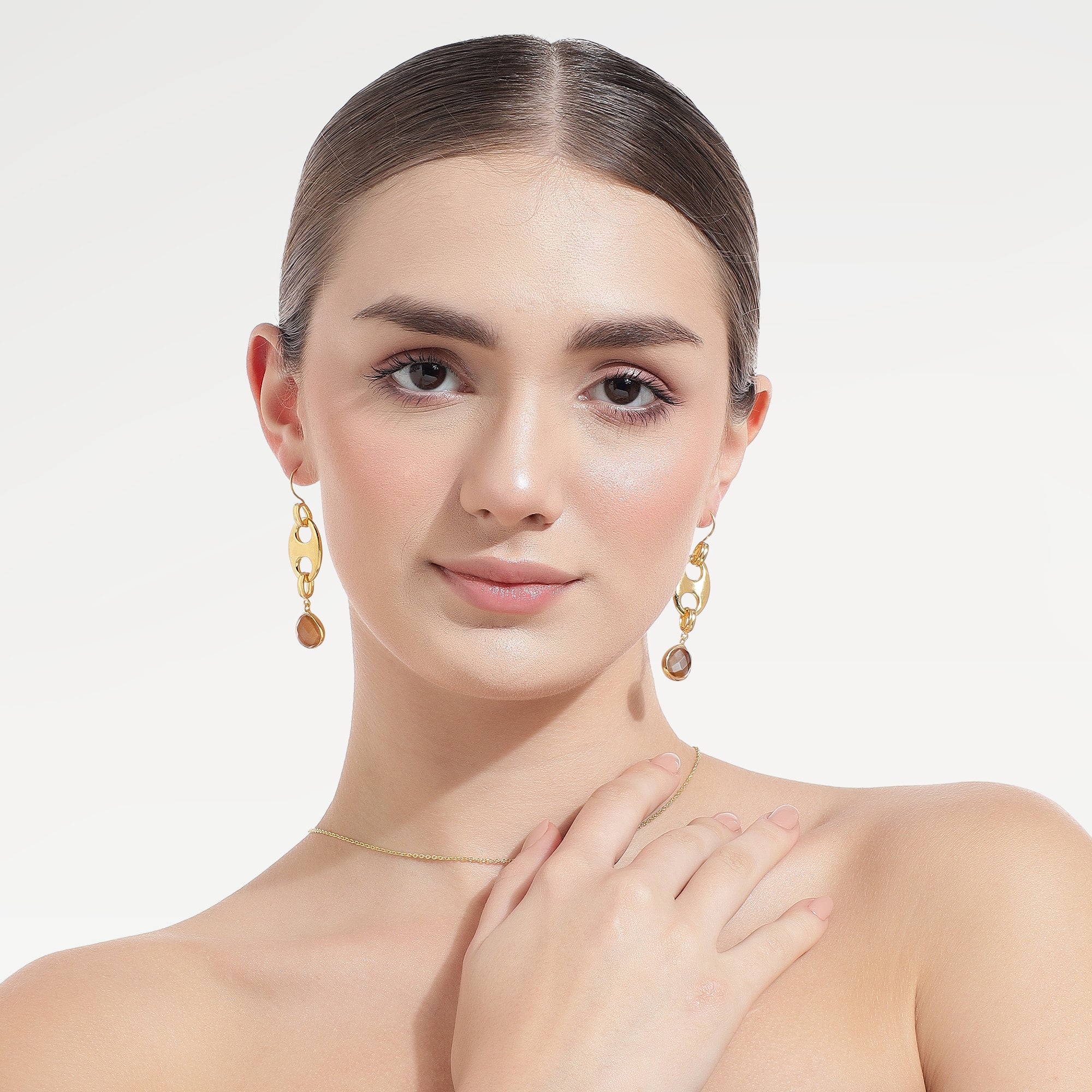 Boucles d'oreilles à tige en argent sterling 925 plaqué or 2 microns avec plaque en forme de D bleu laiteux aqua C Qtz