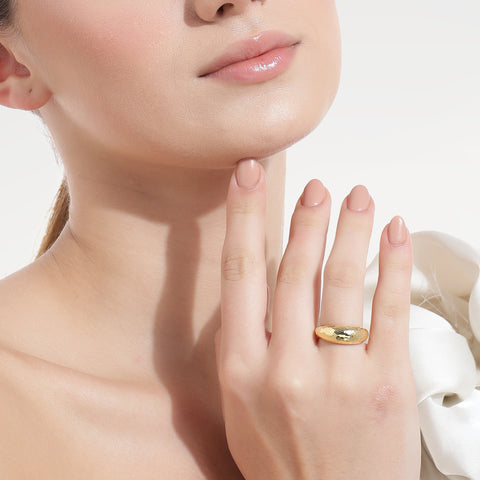 Vera Sterling Silver Elegant Ring