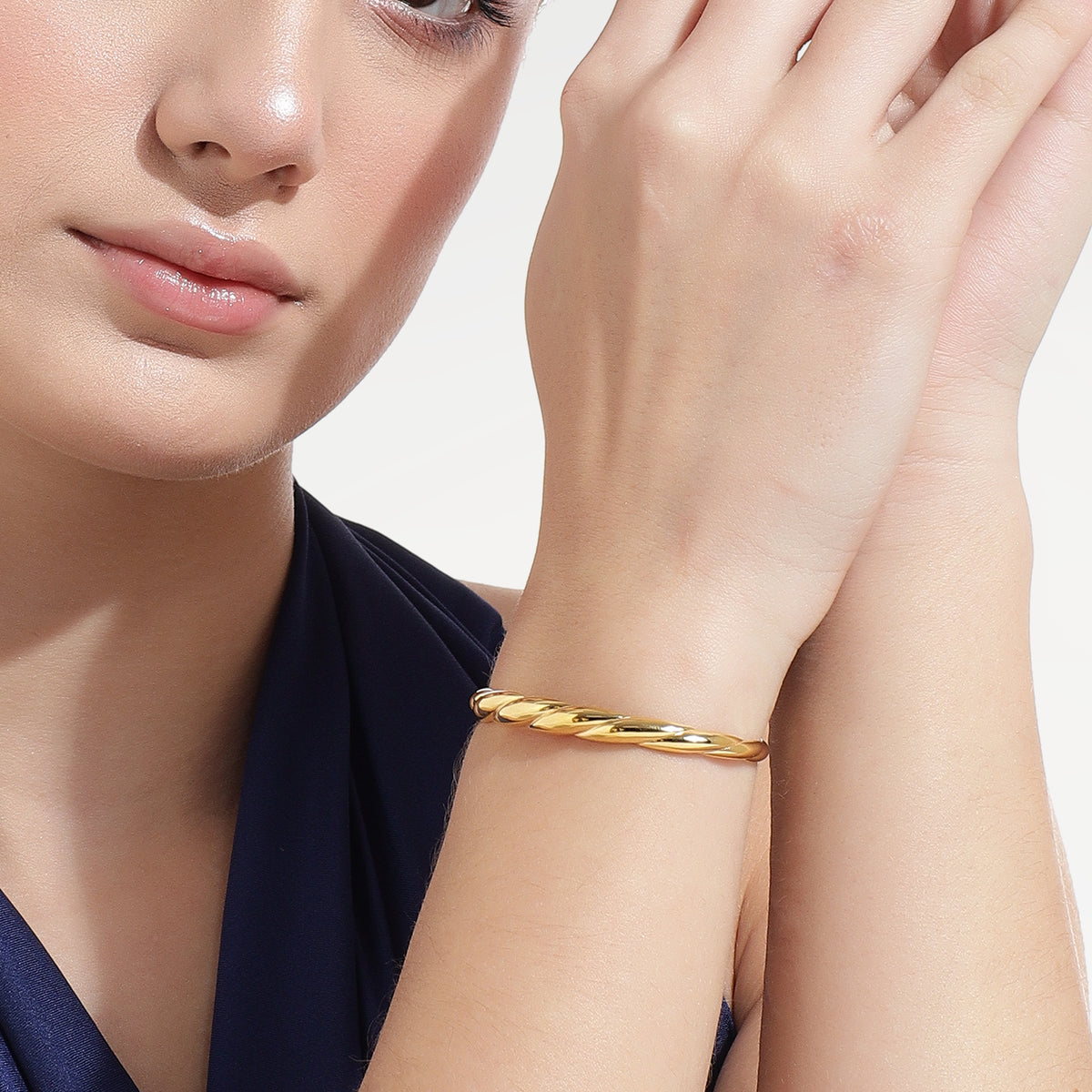 Emma Yellow Gold Plated Plain Silver Bangle
