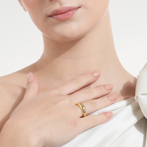 Vera Sterling Silver Elegant Ring