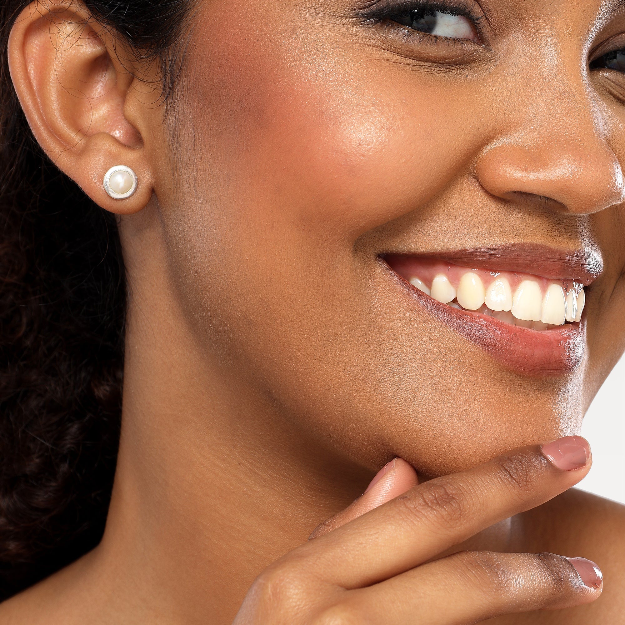 Emma Bezel Synthetic Pearl Earrings