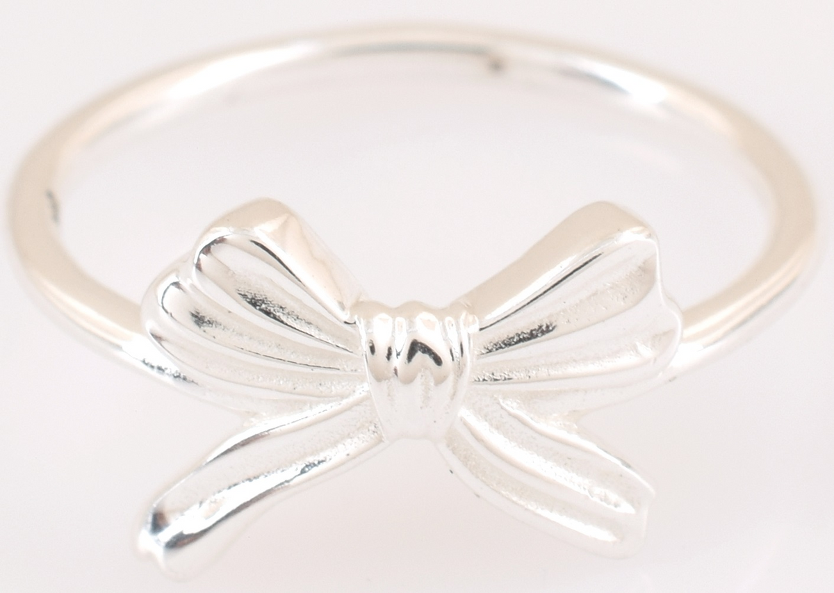 Lucy Sterling Silver Bow Ring