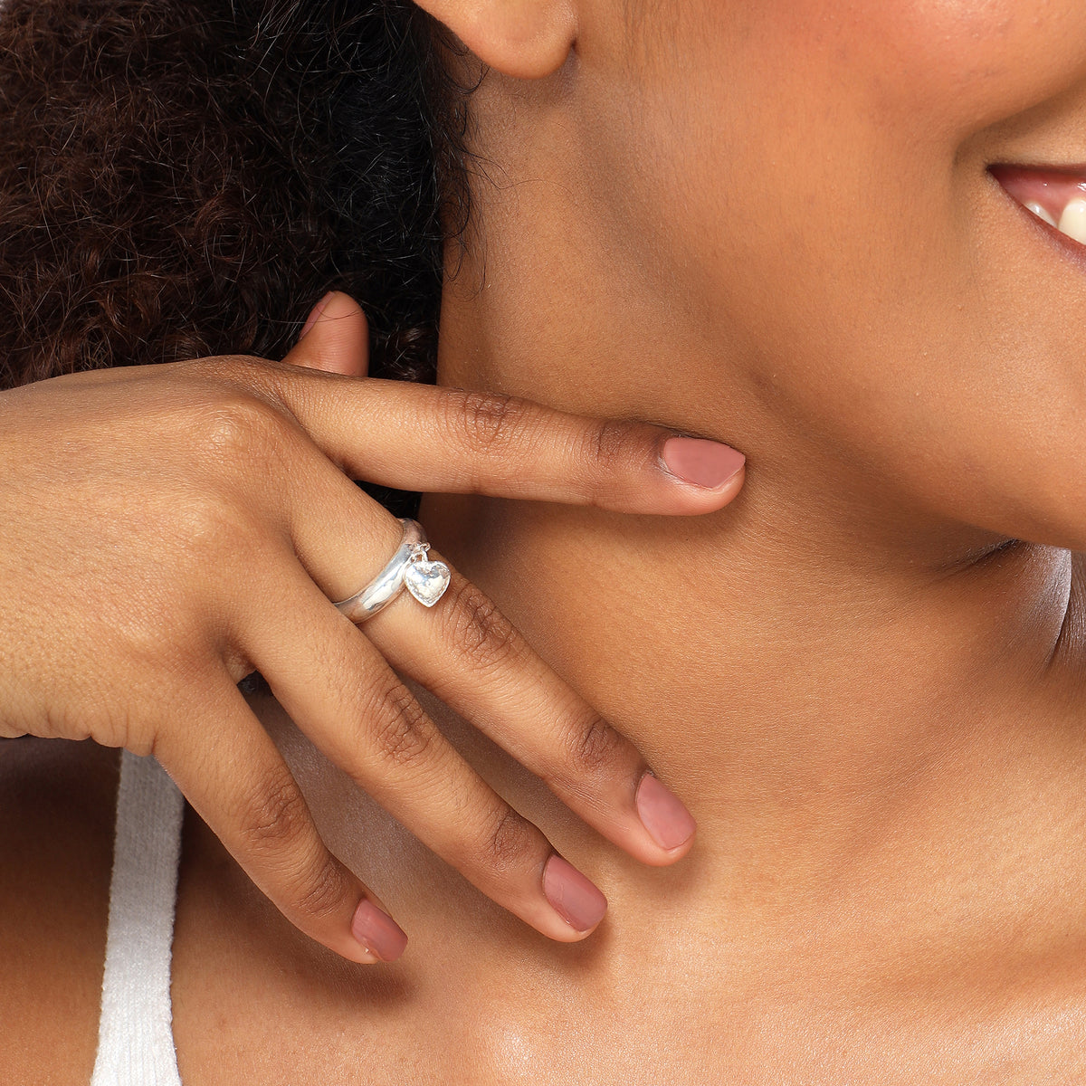 Mia Dangling Heart Ring