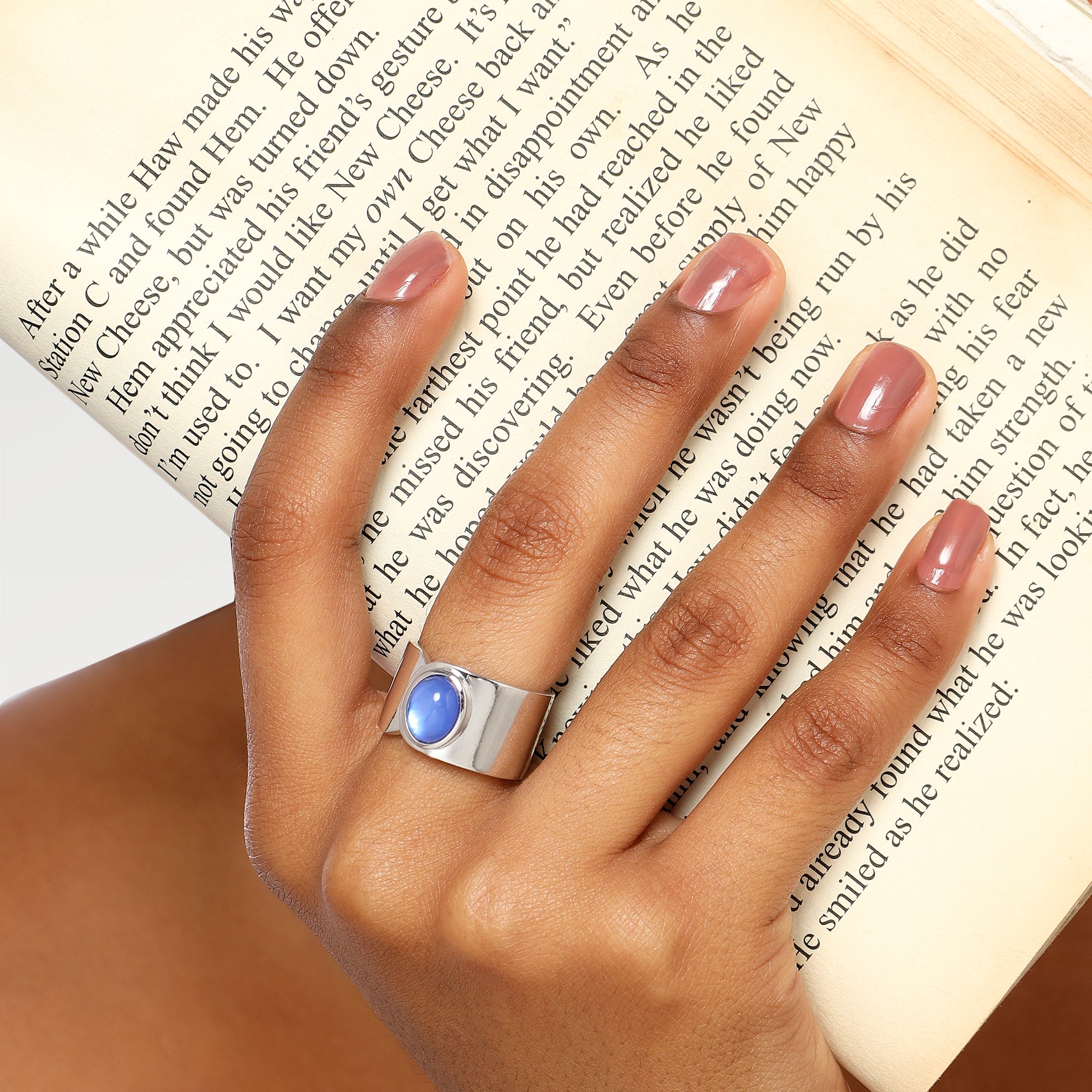 Lily Rhodium Plated TZ Blue Shell Bezel Ring