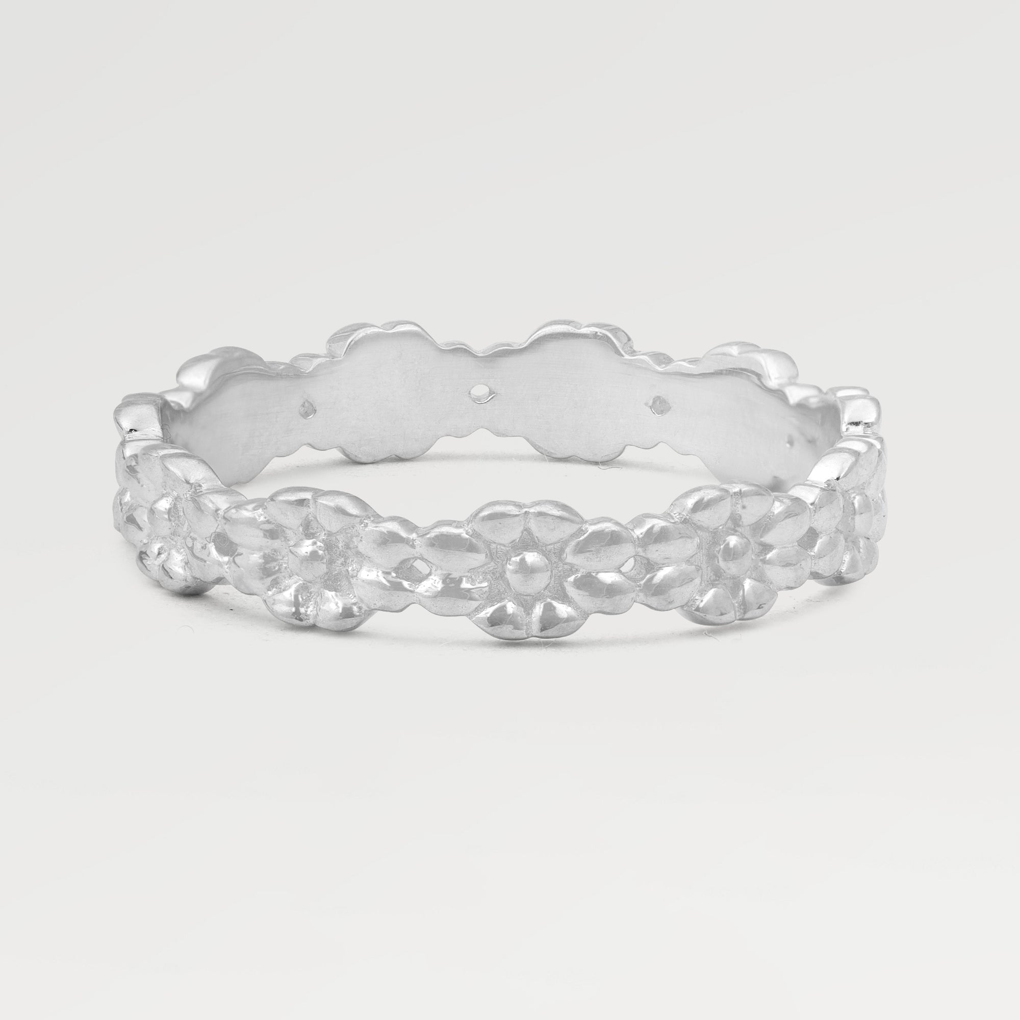 Lucy Embossed Flower Band Ring