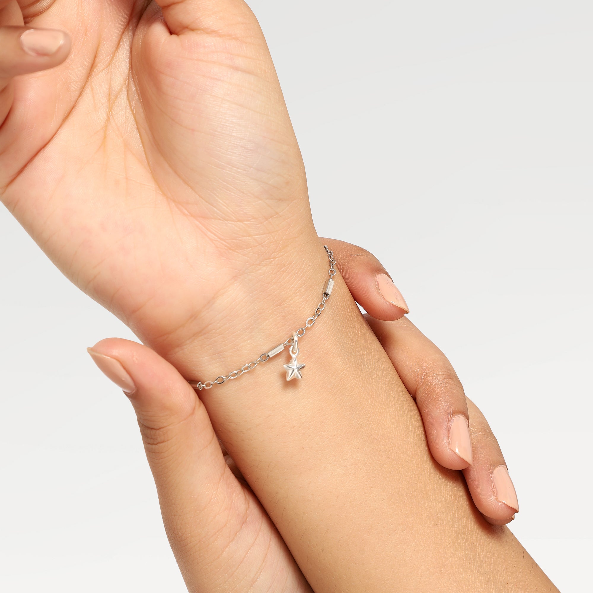 Lucy Star Shaped Pendant