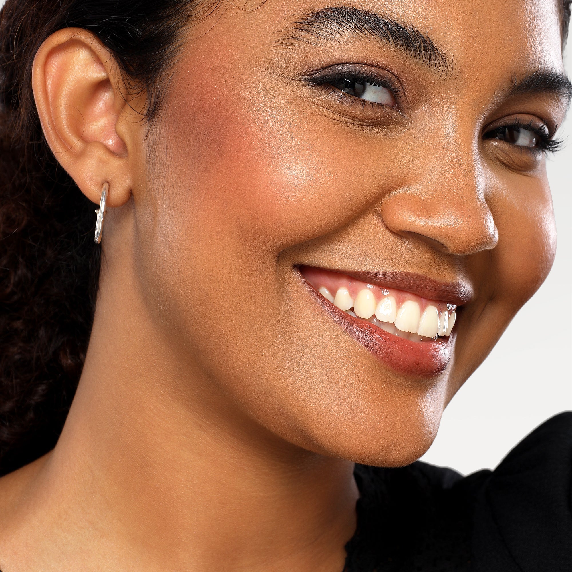 Lily Hammered Hoop Earrings
