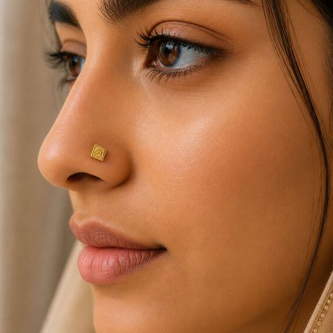 Daya Silver Nose Pin