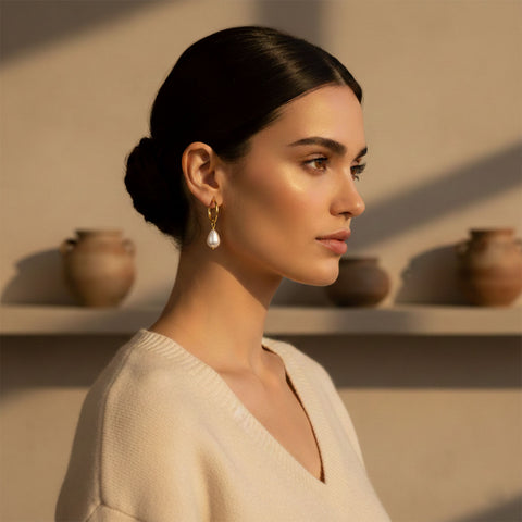 Nora Silver Drop Pearl Earring