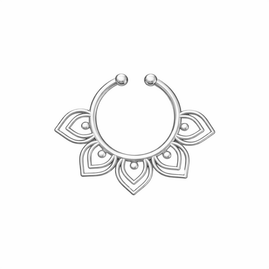 Pyra Silver Nose Pin