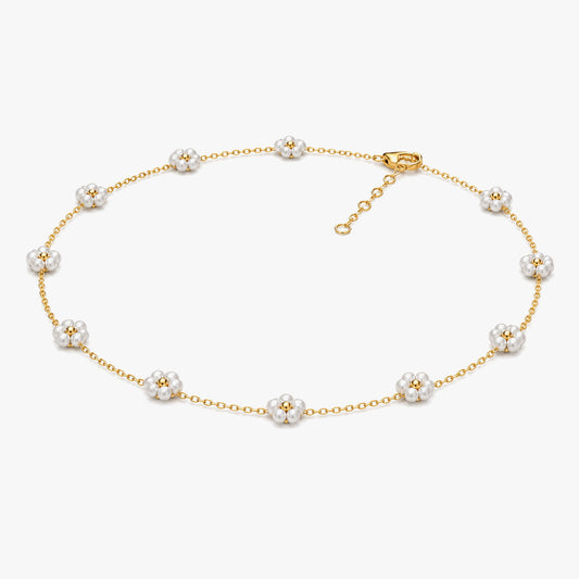 Lily Silver Pearl Necklace