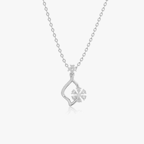 Crea Silver  Necklace
